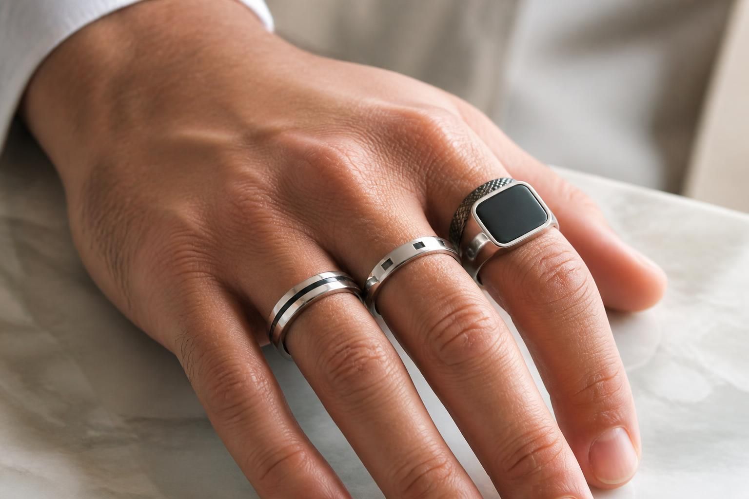 découvrez notre sélection de bagues pas cher pour homme alliant élégance et petit prix. idées de bijoux tendance pour un style raffiné sans se ruiner.